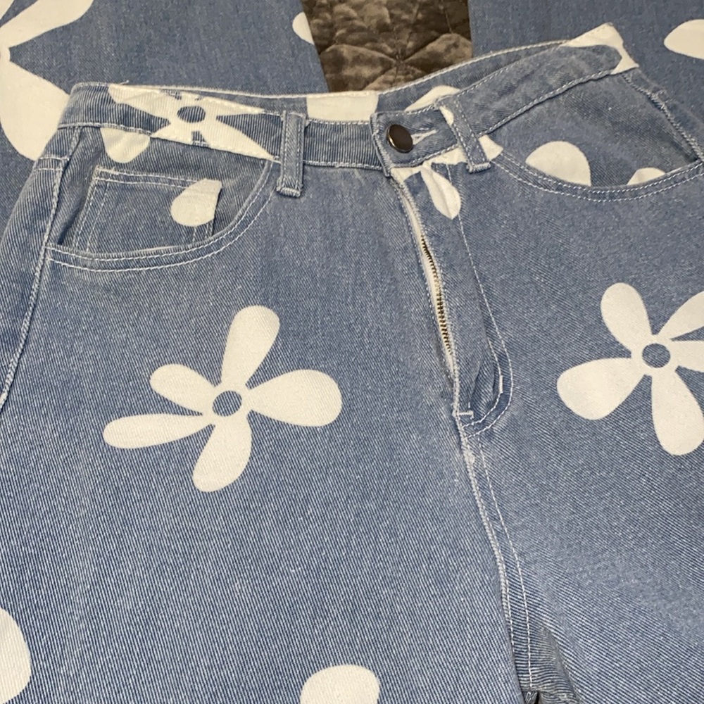 Baevely Blue Boyfriend High Waisted Loose Fit Wide Leg Flower Denim Jeans NWOT - Picture 8 of 12
